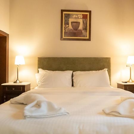 Guesthouse Lousios ดีมิตซานา ภายนอก รูปภาพ