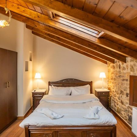 Guesthouse Lousios ดีมิตซานา ภายนอก รูปภาพ